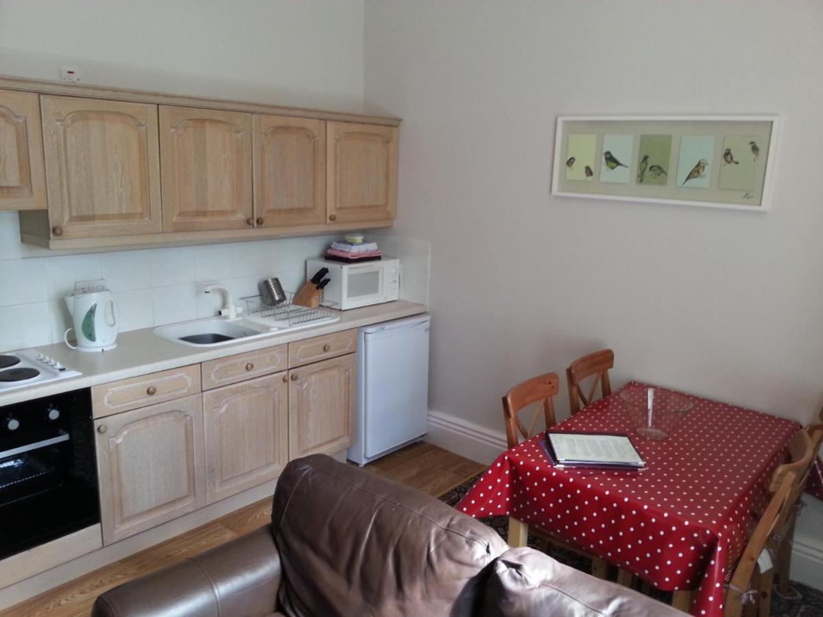 Hargate Hall Self Catering Apartment Бъкстън Стая снимка